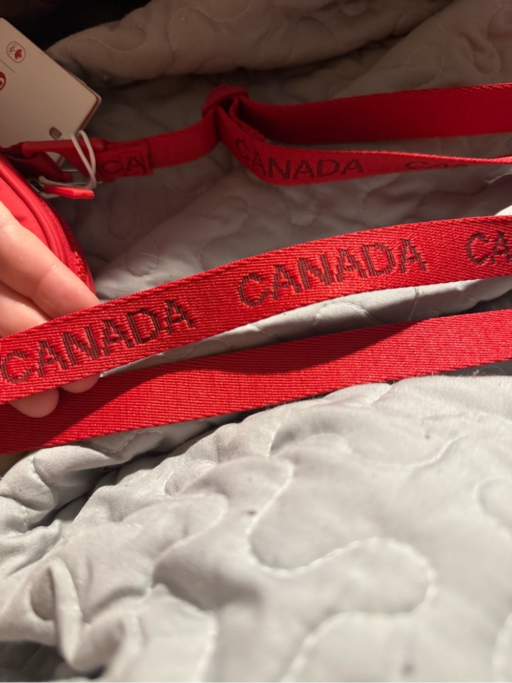 NWT Lululemon Team Canada 22 Future Lagacy Crossbody Bag - Picture 5 of 6